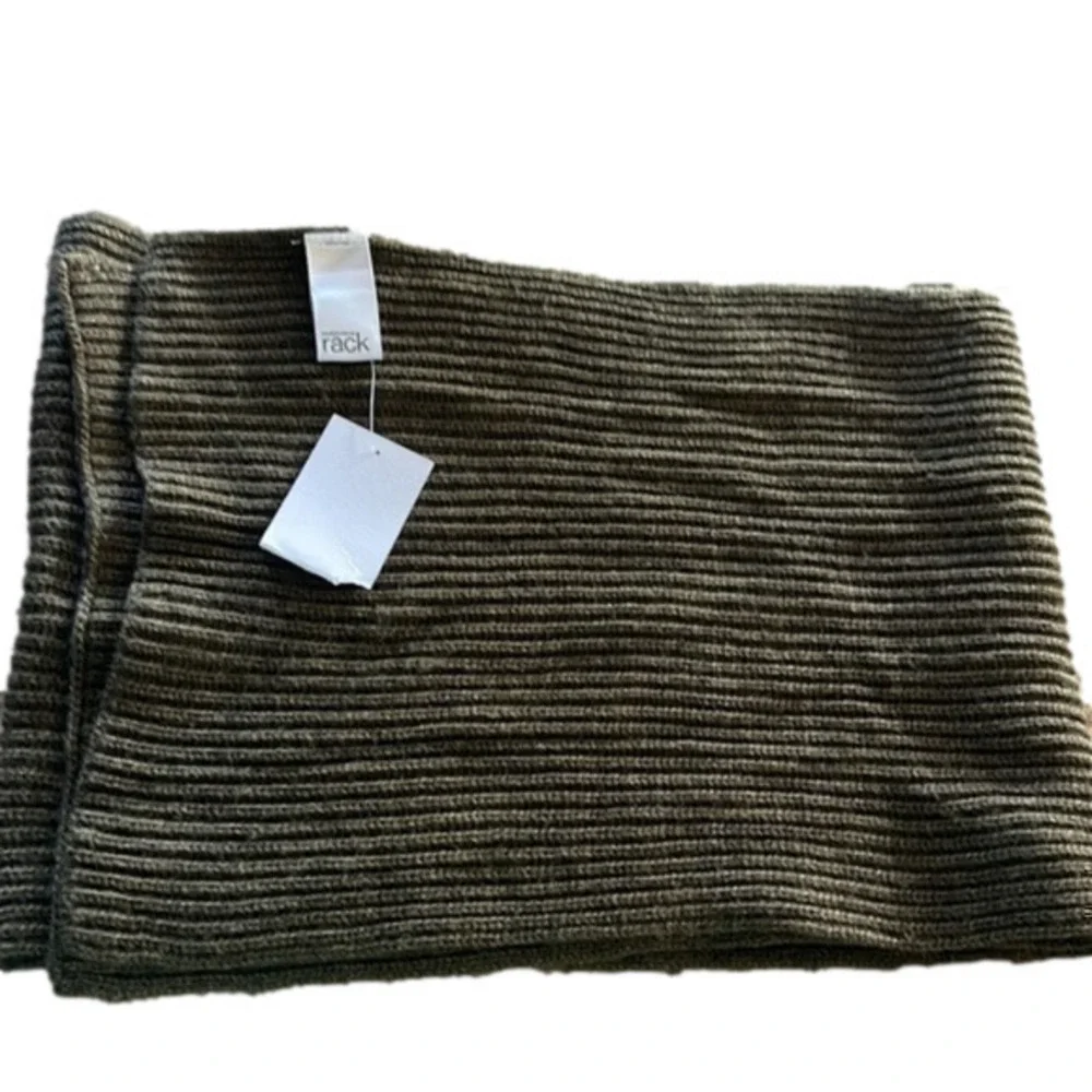 Nordstrom Rack Dark Olive Acrylic Blend Scarf Unisex Adult NWT
